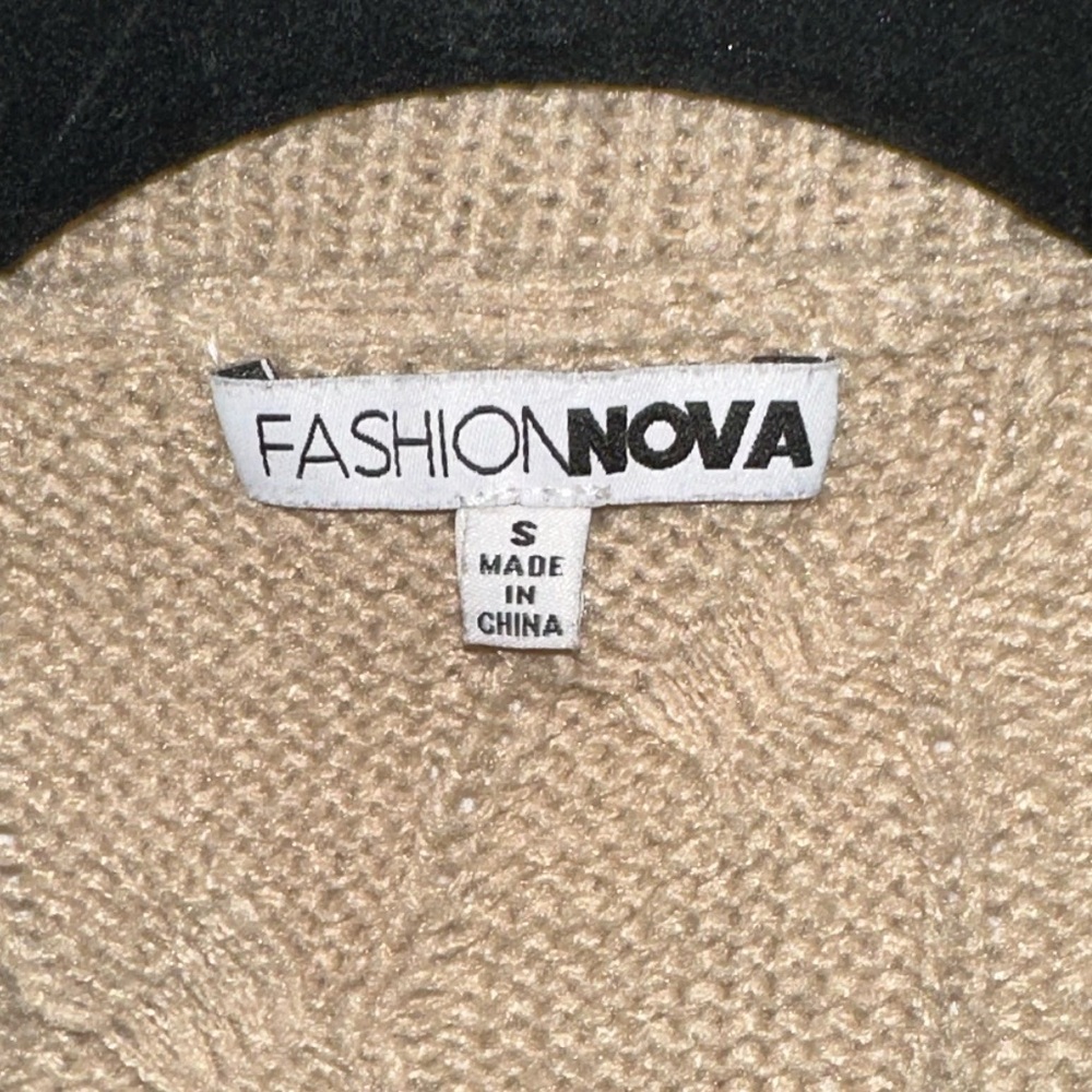 Sweater - Picture 2 of 6